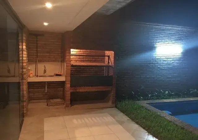 Casa de 3 dormitorios en Venta en Santa María, Fernando de la Mora - Image 3
