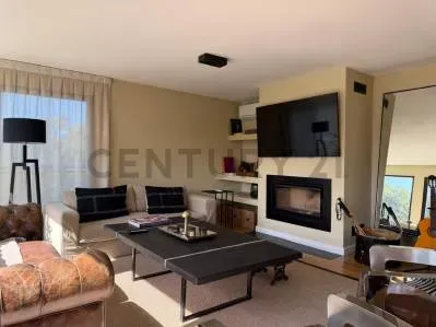 Departamento de 3 dormitorios en Alquiler en Paso Carrasco