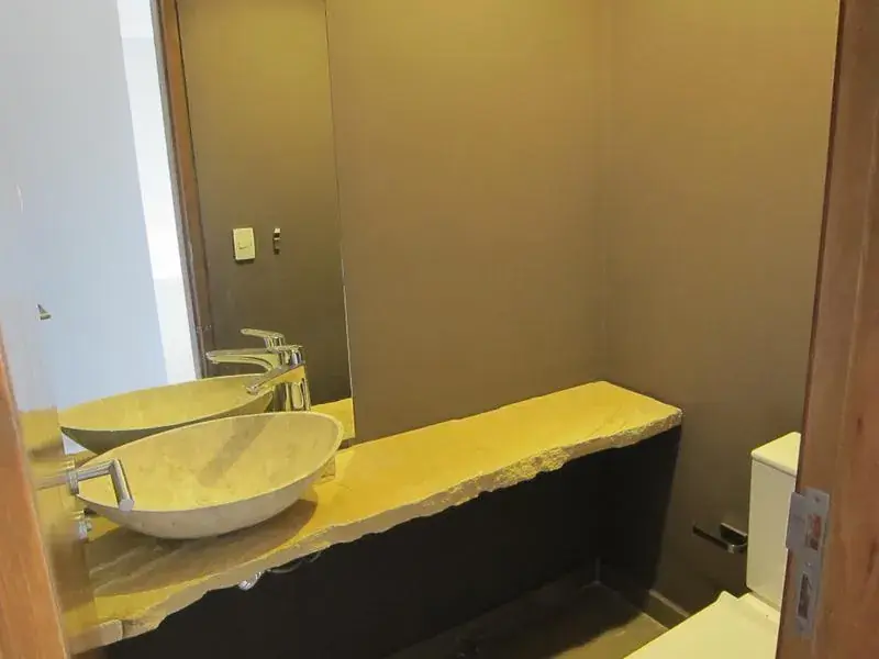 3-Bedroom Apartment for Sale in Carmelitas, Asunción - Image 4