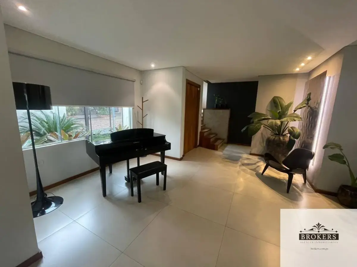 4-Bedroom House for Rent in Estanzuela, Fernando de la Mora - Image 9