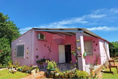 Casa de 2 dormitorios en Venta en Julián Augusto Saldívar