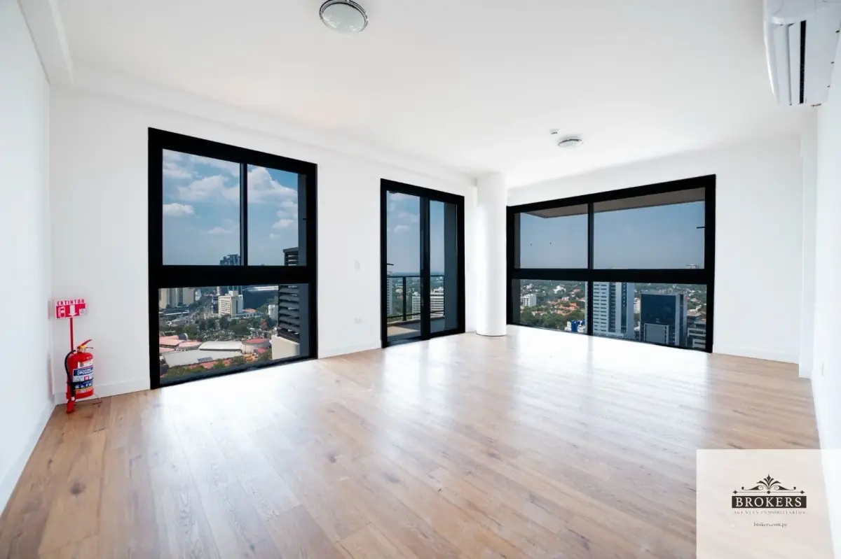 3-Bedroom Apartment for Sale in Carmelitas, Asunción - Image 6