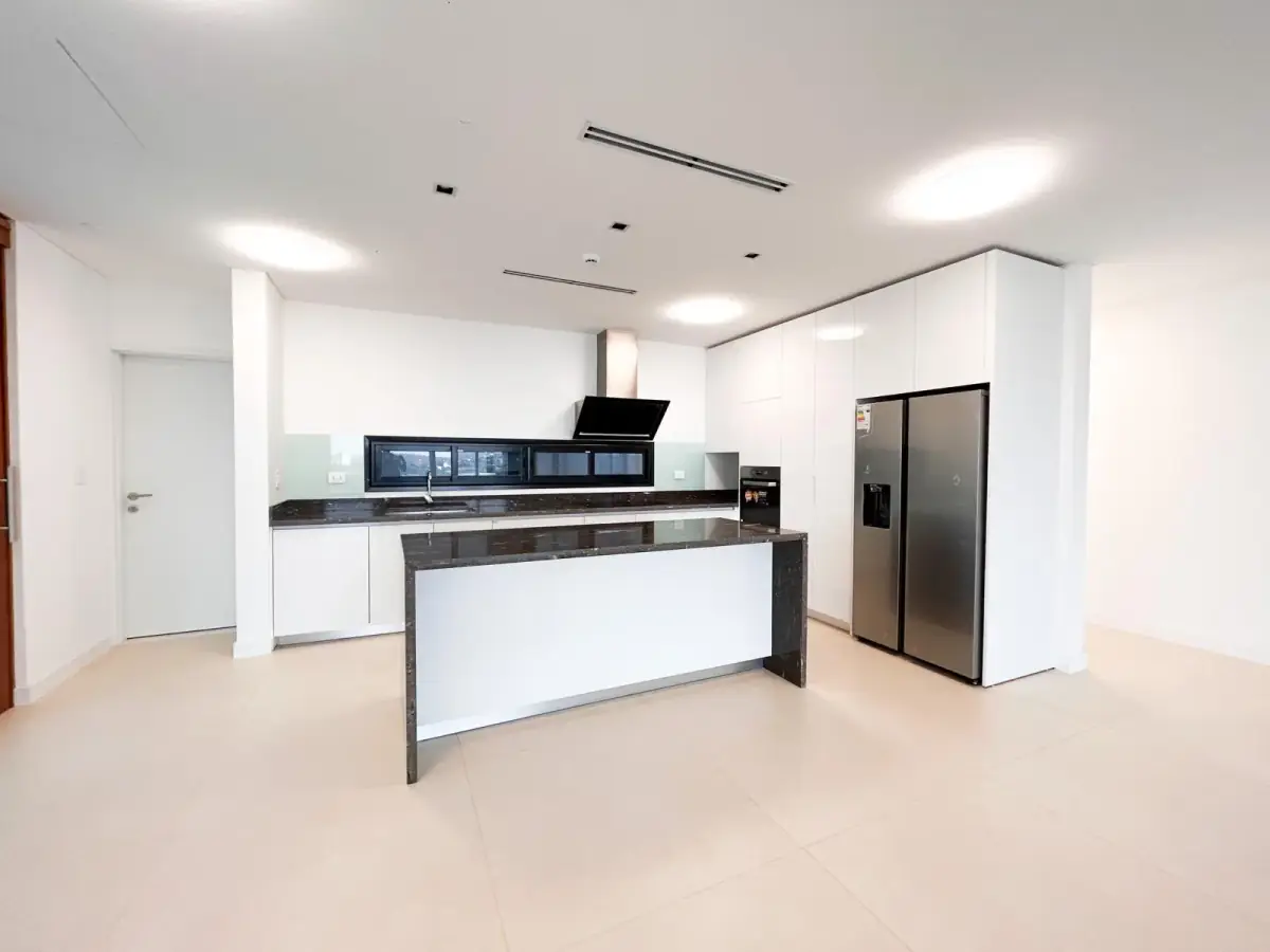 Departamento de 3 dormitorios en Venta en San Jorge, Asunción - Image 8