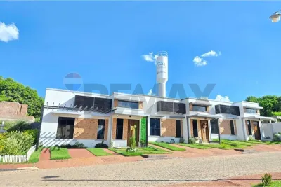 2-Bedroom House for Sale in Limpio