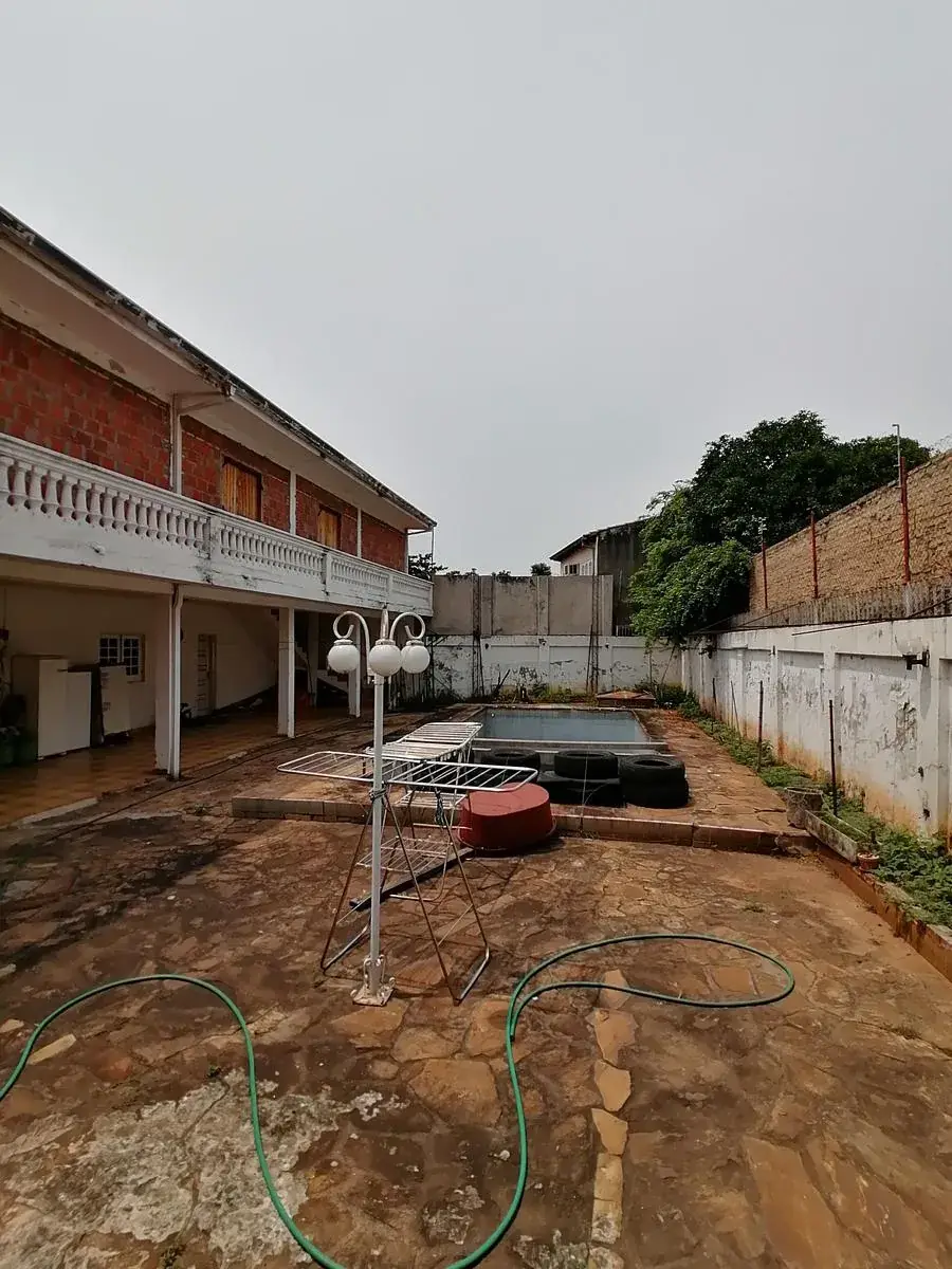 Casa de 10 dormitorios en Venta en San Vicente, Lambaré - Image 9