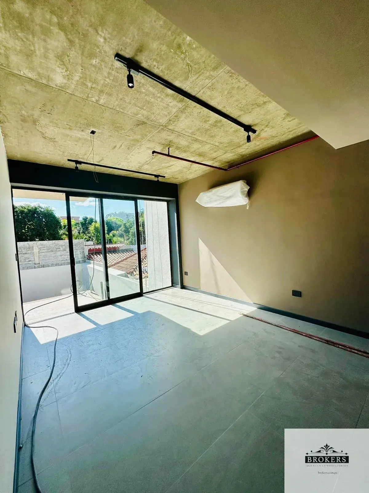 3-Bedroom Apartment for Sale in Herrera, Asunción - Image 3