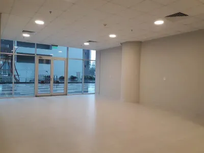 Retail Space of 96m² for Sale in Ycuá Satí, Asunción