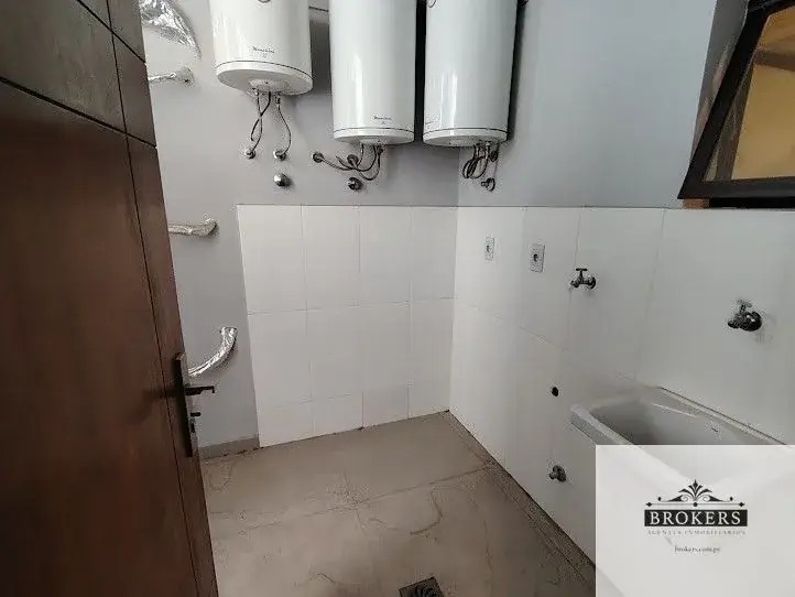 2-Bedroom Apartment for Sale in Carmelitas, Asunción - Image 15