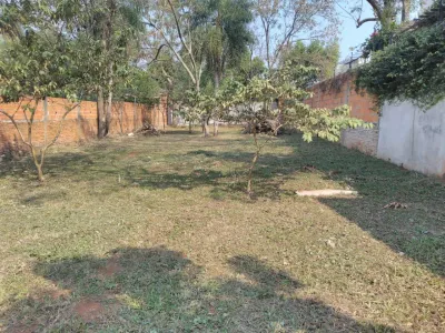 492m² Land for Sale in Loma Merlo, Luque