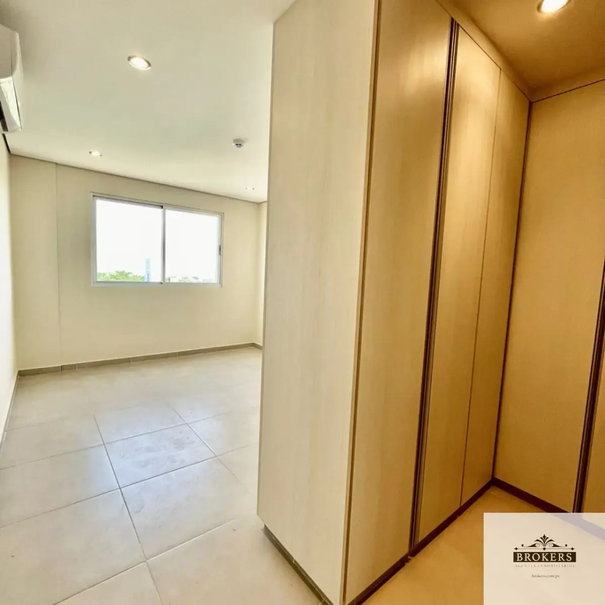 3-Bedroom Apartment for Sale in Jara, Asunción - Image 17
