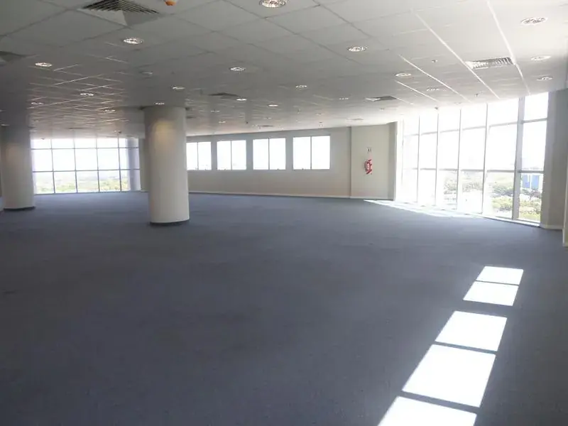 Oficina de 215m² en Alquiler en Ycuá Satí, Asunción - Image 5