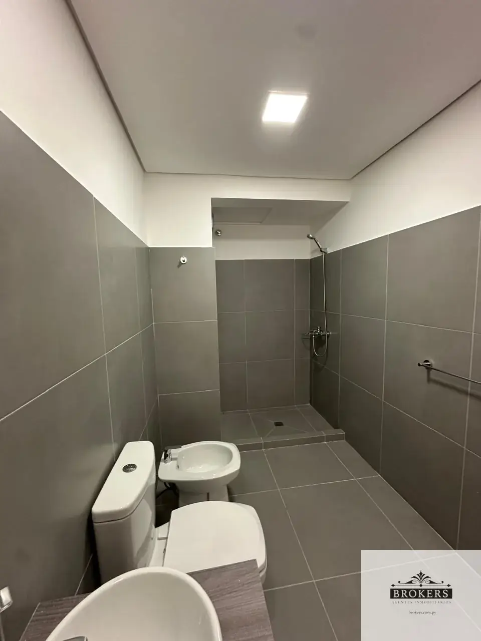 Departamento de 1 dormitorio en Venta en Ycuá Satí, Asunción - Image 8