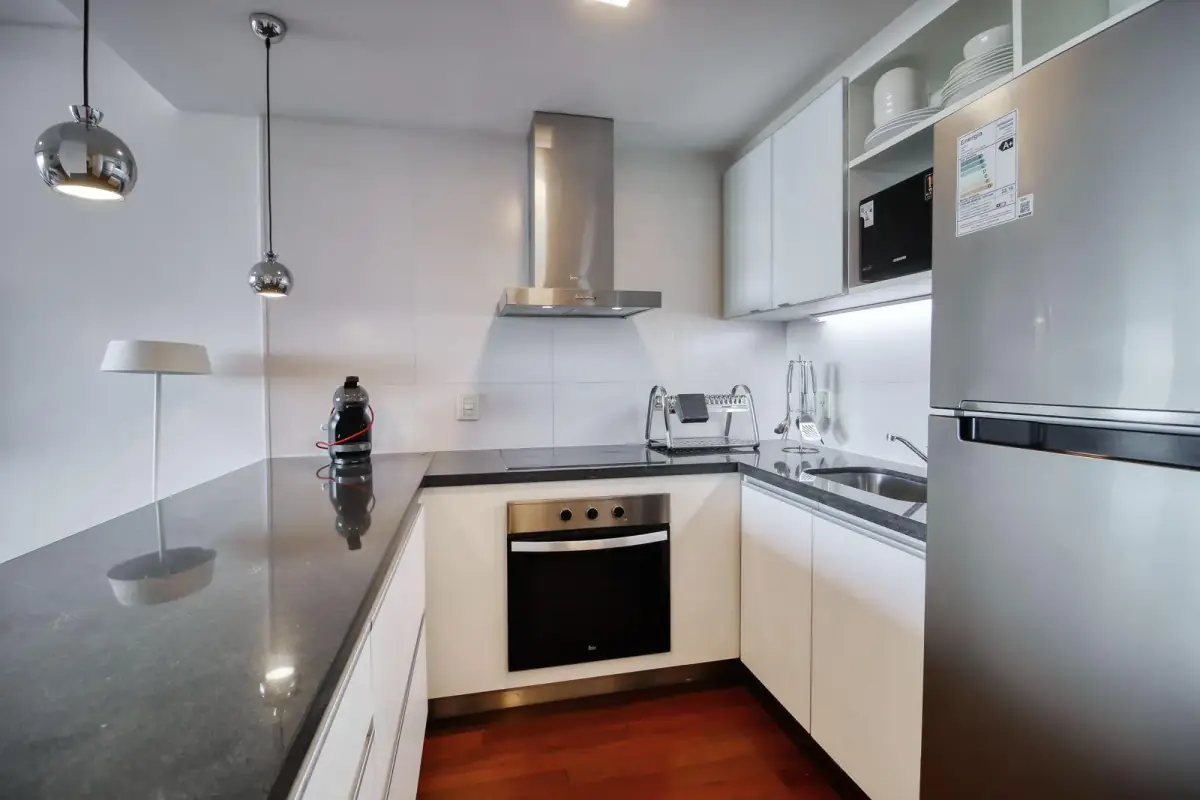 2-Bedroom Apartment for Rent in San Jorge, Asunción - Image 6