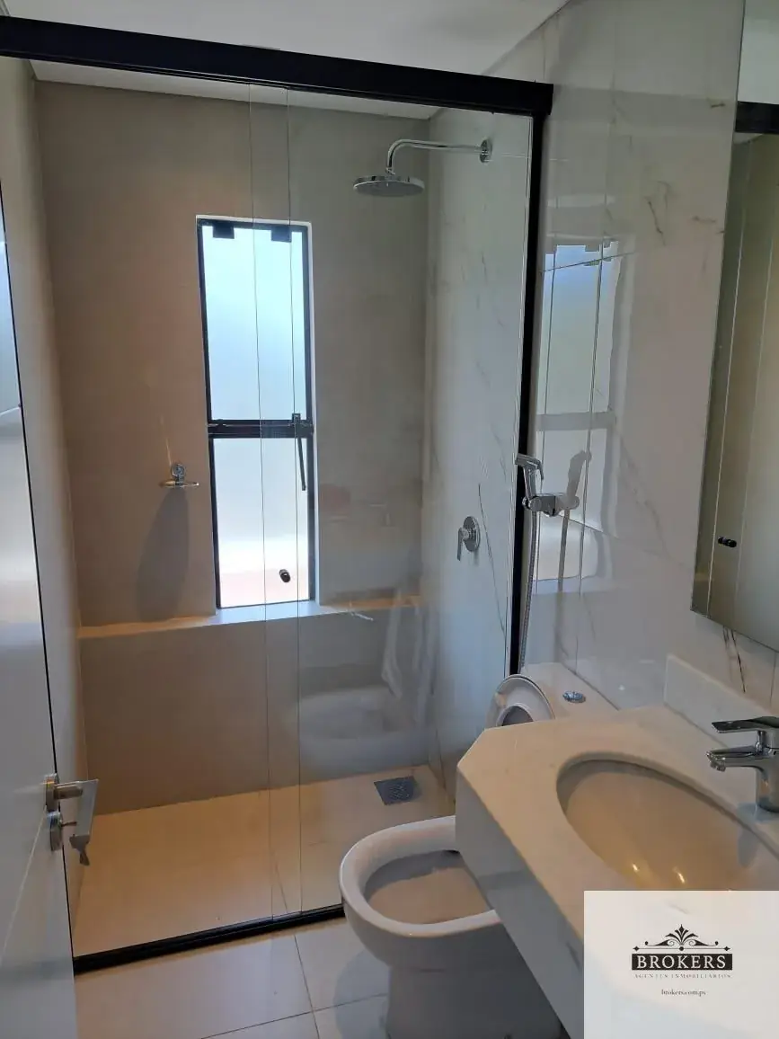 3-Bedroom House for Sale in Loma Merlo, Luque - Image 11