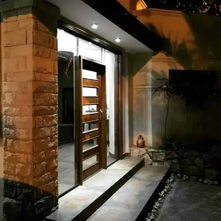 Casa de 3 dormitorios en Venta en Madame Lynch, Asunción - Image 4