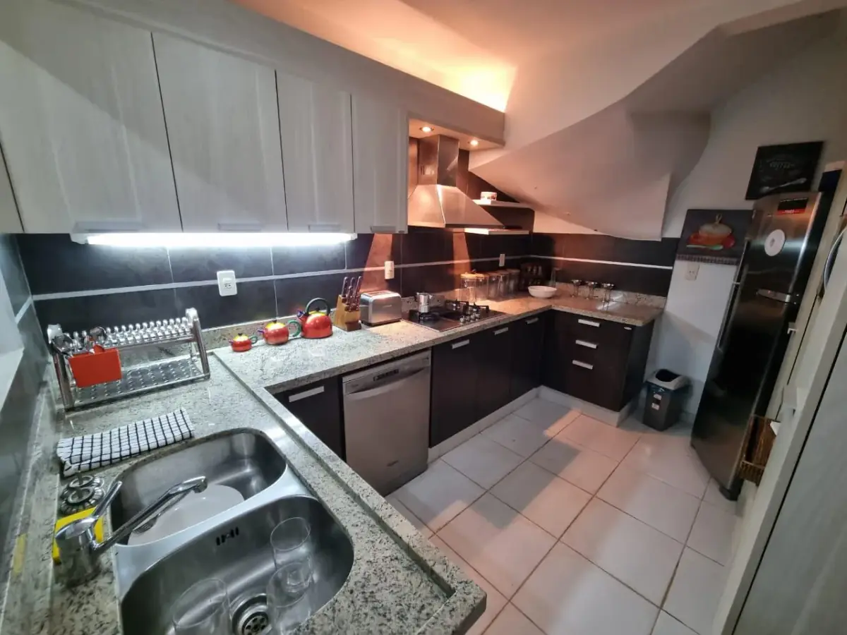 Casa de 3 dormitorios en Venta en Madame Lynch, Asunción - Image 17