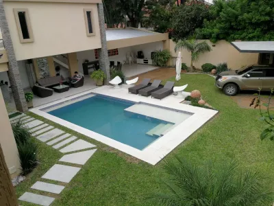 5-Bedroom House for Sale in Mburicaó, Lambaré