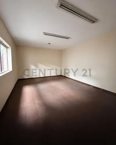 Commercial Space of 860m² for Sale in Recoleta, Asunción