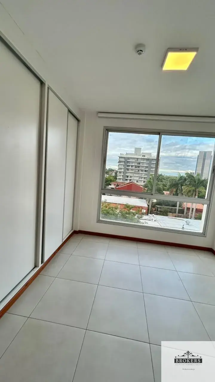2-Bedroom Apartment for Sale in Madame Lynch, Asunción - Image 12