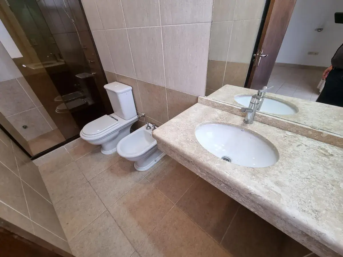 Departamento de 3 dormitorios en Venta en Carmelitas, Asunción - Image 12