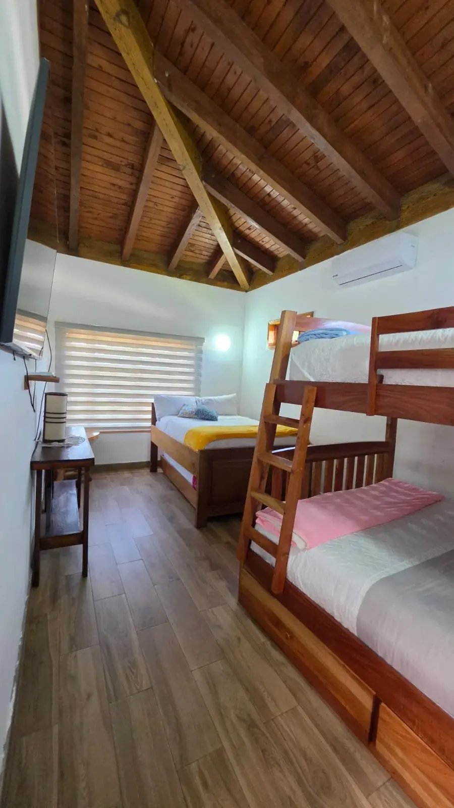Casa de 4 quartos, 1084m², à Venda em El Garitón - Image 8