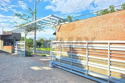 2-Bedroom House for Sale in Limpio