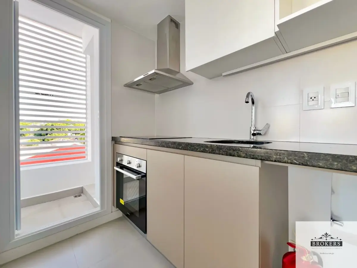 Apartamento de 2 Quartos à Venda em Jara, Assunção - Image 4