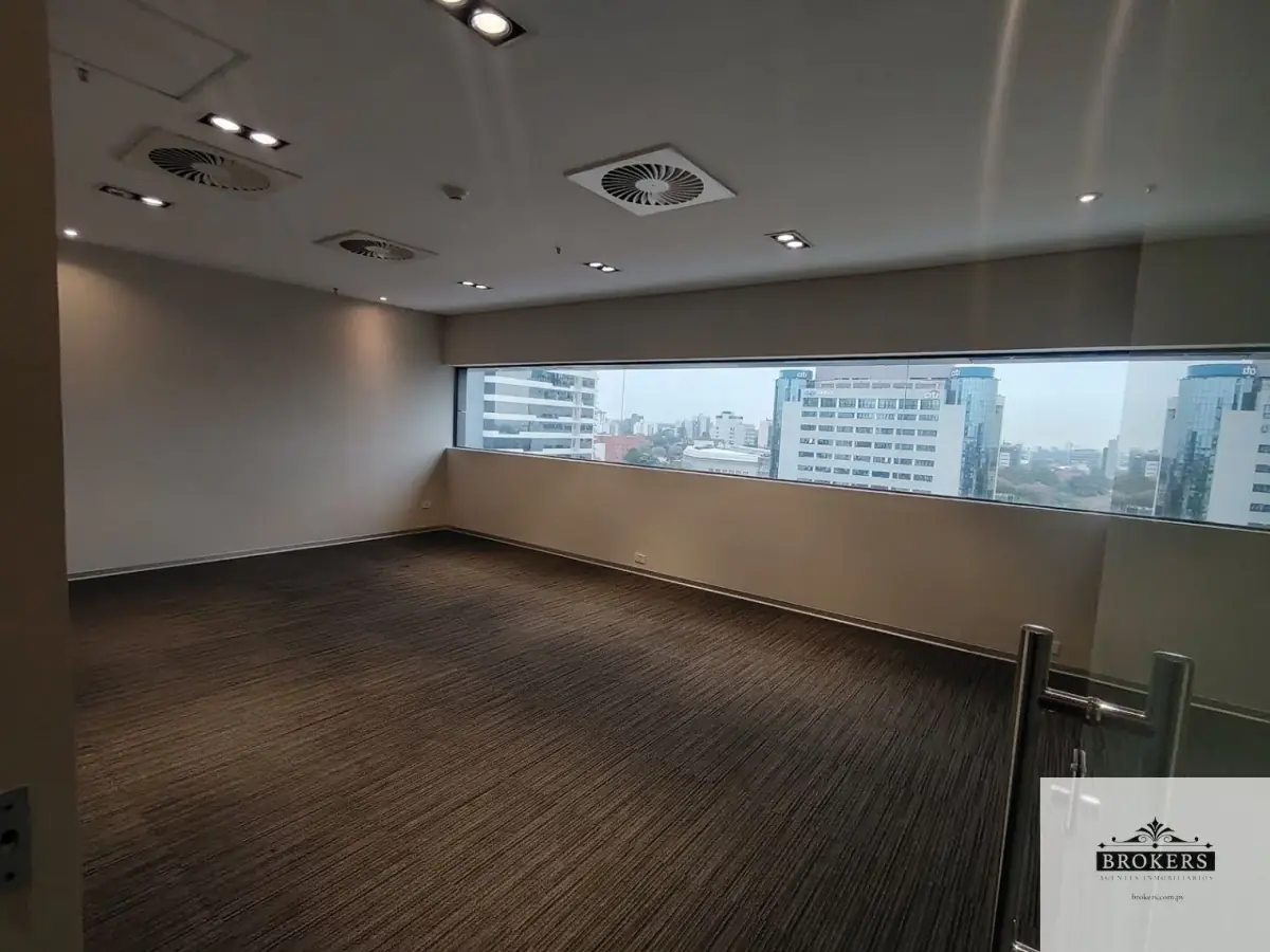Commercial Space of 444m² for Rent in Recoleta, Asunción - Image 3
