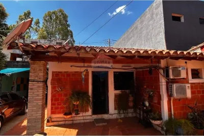 7-Bedroom House for Sale in Maka´i, Luque