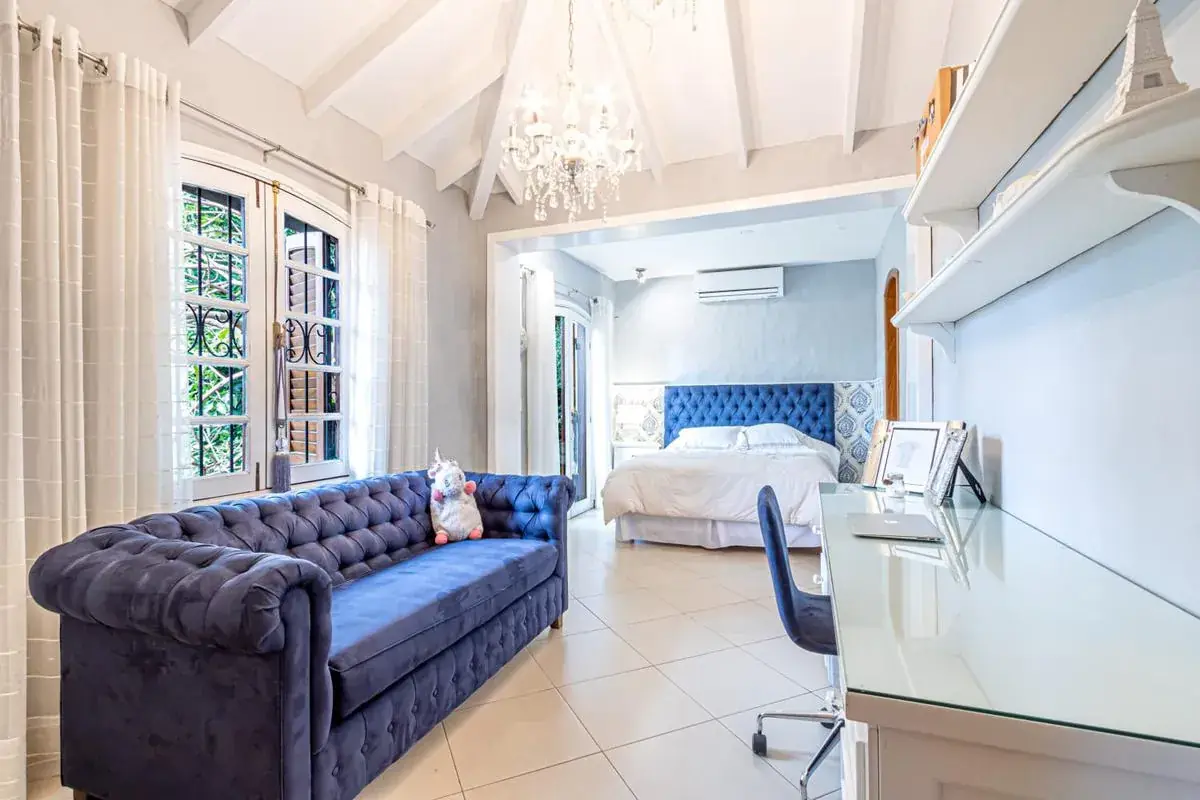4-Bedroom House for Sale in Carmelitas, Asunción - Image 18