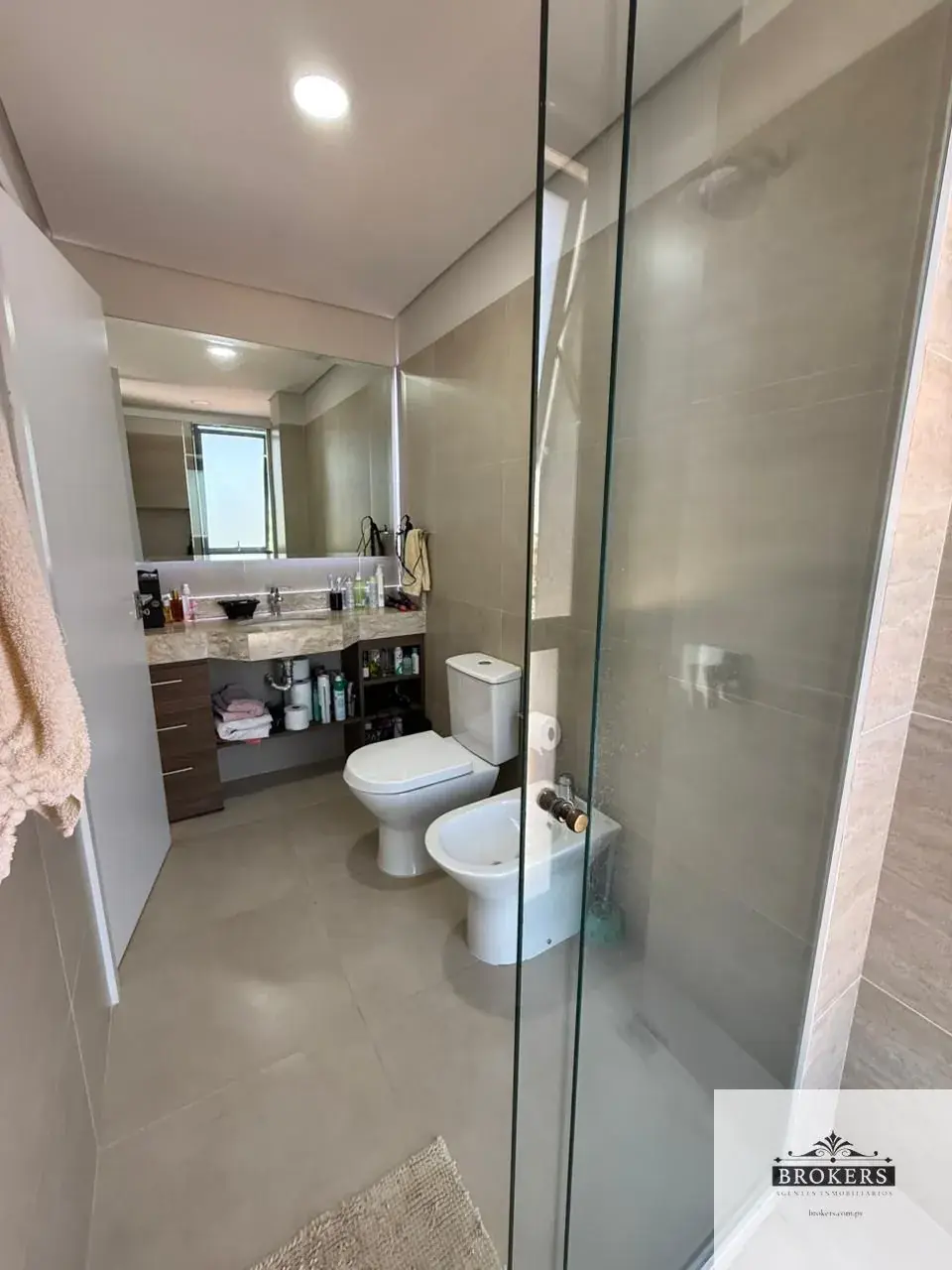 Departamento de 2 dormitorios en Venta en Las Lomas (Carmelitas), Asunción - Image 4