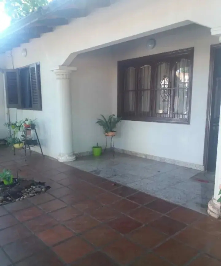 Casa de 3 quartos à Venda em Valle Apu´a I, Lambaré - Image 2