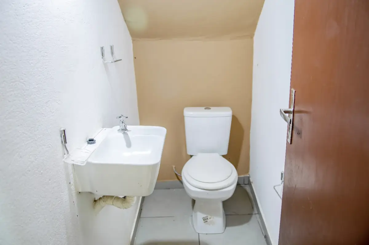 Casa de 4 dormitorios en Venta en Tercer Barrio, Luque - Image 7