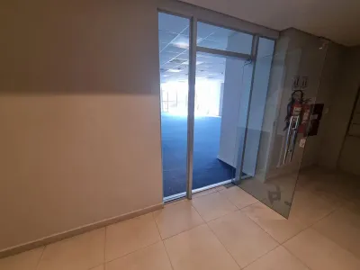 Commercial Space of 215m² for Rent in Ycuá Satí, Asunción