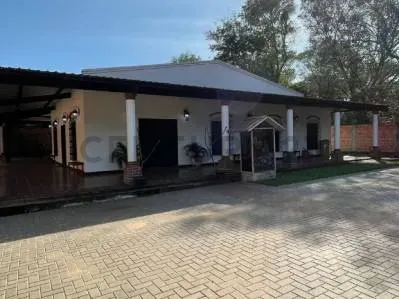 Terreno de 3,690m² en Venta en Piquete Cué, Limpio
