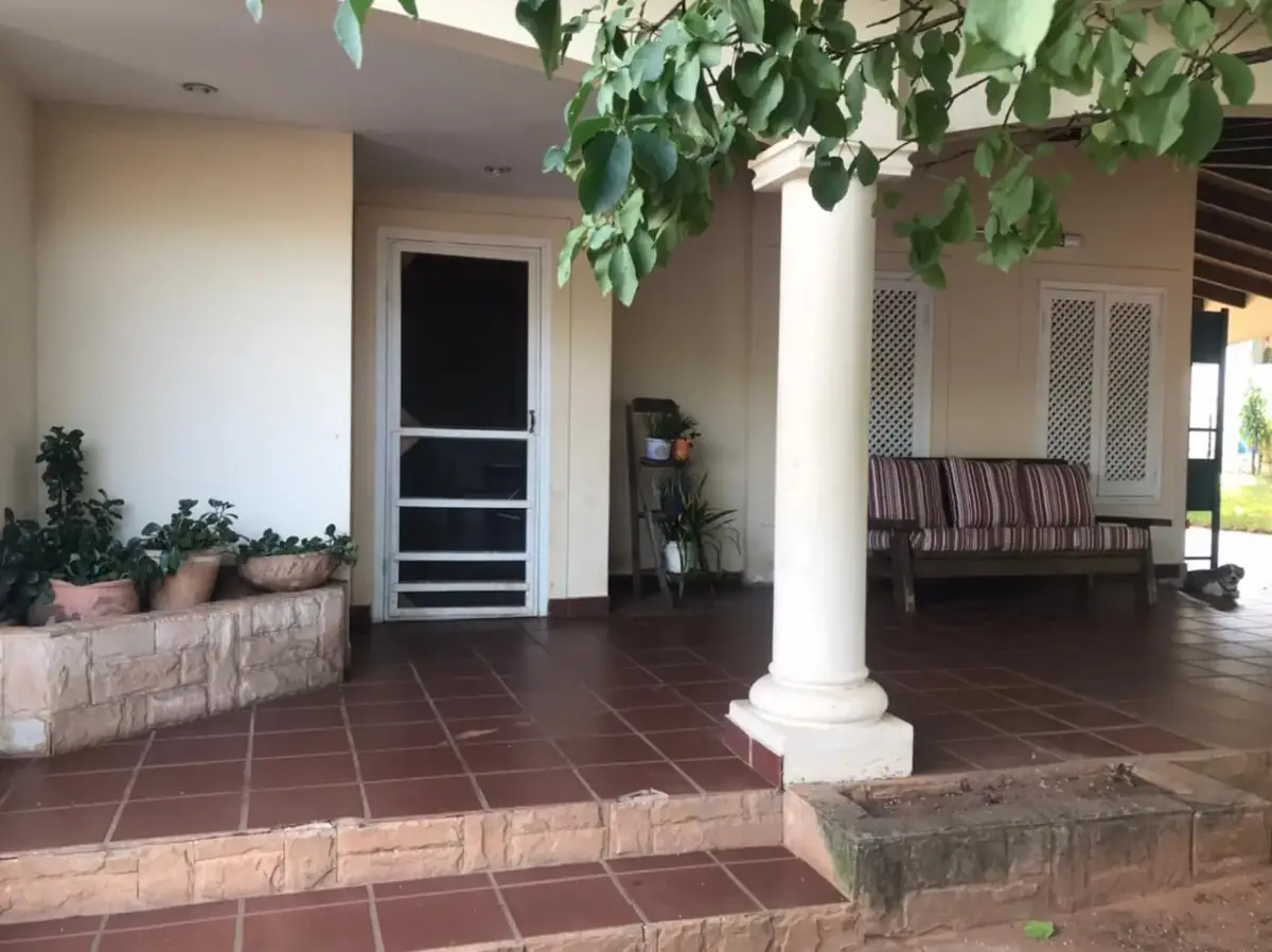 5-Bedroom House for Sale in Recoleta, Asunción - Image 3