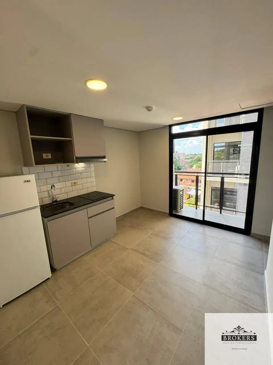 Departamento de 1 dormitorio en Venta en Laguna Grande, Fernando de la Mora - Image 3