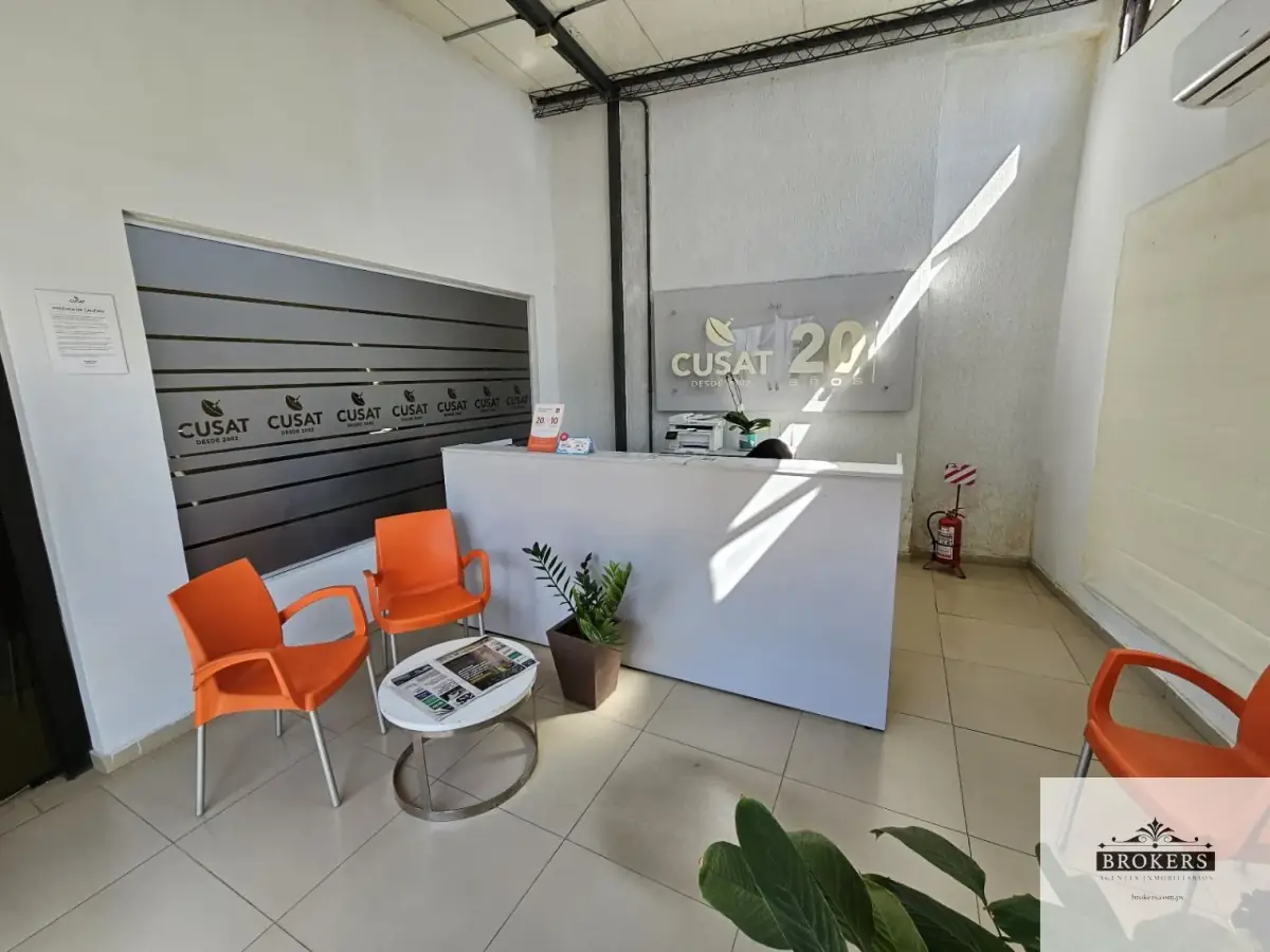 Office of 400m² for Sale in Ytay, Asunción - Image 4