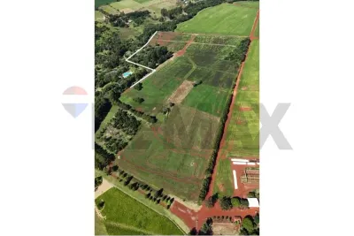 Terreno de 324m² en Venta en Los Cedrales