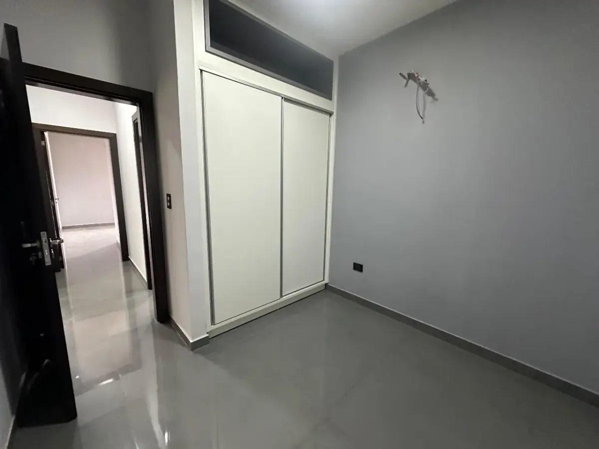 Departamento de 2 dormitorios en Venta en San Isidro, San Lorenzo - Image 11