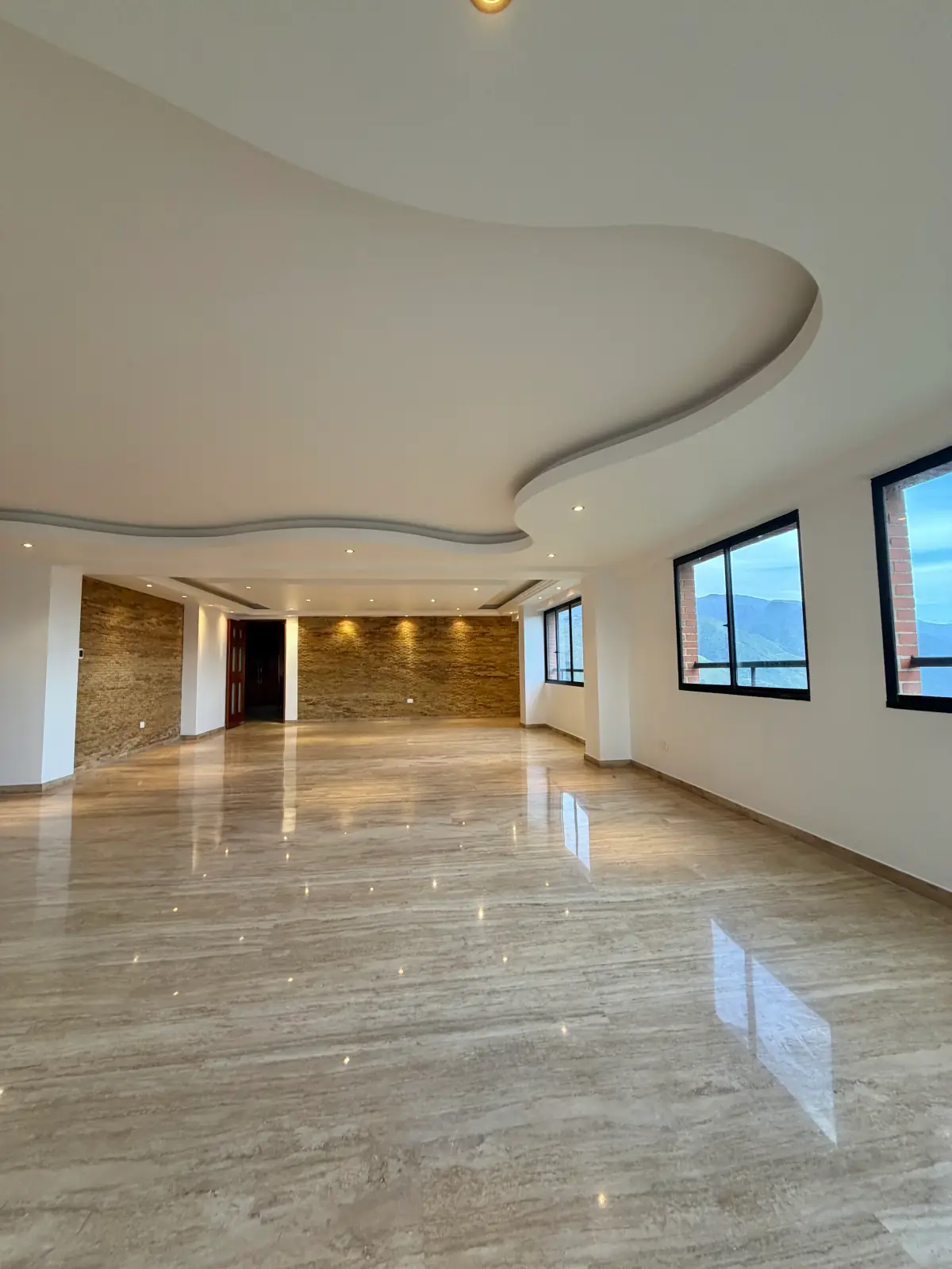 Penthouse en venta, Urb. Miranda, Caracas. - Image 4