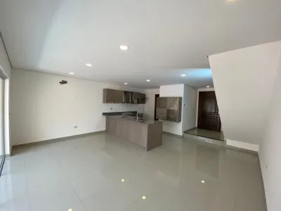 Casa de 3 dormitorios en Venta en Villa Cerro Corá, Lambaré