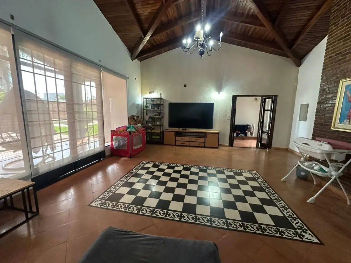 Casa de 5 quartos para Aluguel em Villa Ofelia, Fernando de la Mora - Image 2