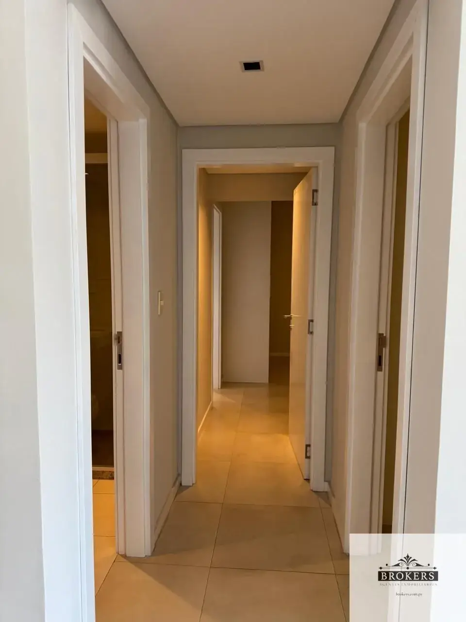 Departamento de 2 dormitorios en Venta en Mariscal Lopez, Asunción - Image 5