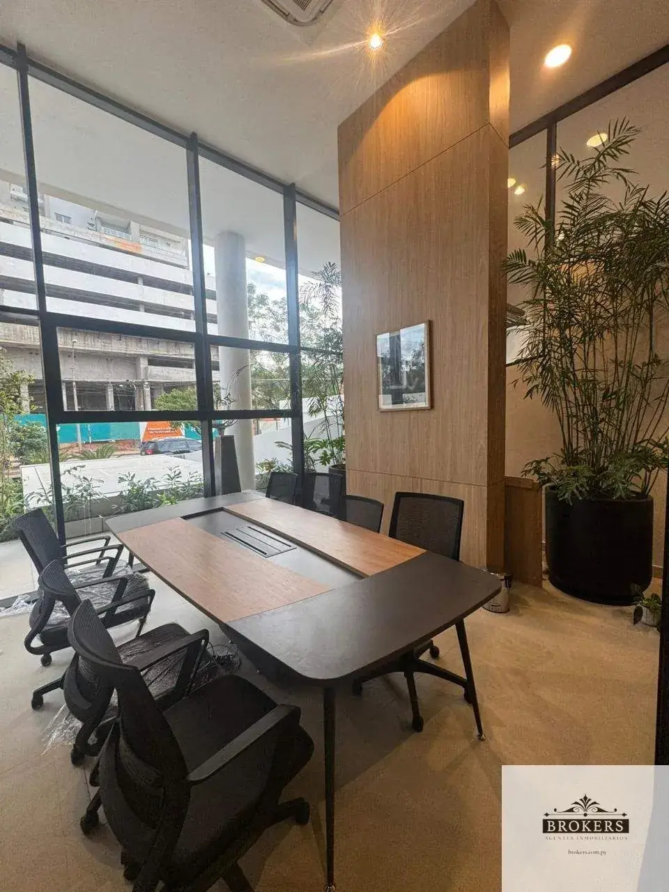 2-Bedroom Apartment for Rent in Mburucuyá, Asunción - Image 12