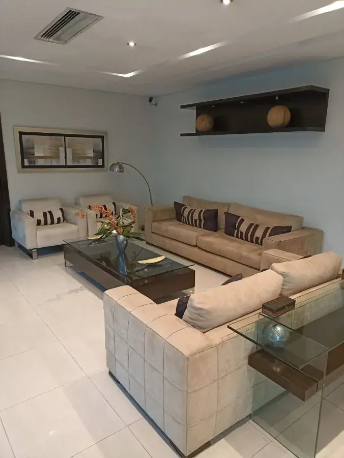 Departamento de 3 dormitorios en Venta en Ycuá Satí, Asunción - Image 5