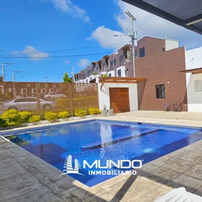 Casa de 3 dormitorios, 106m², en Venta en Zona 1, Santa Catarina Pinula