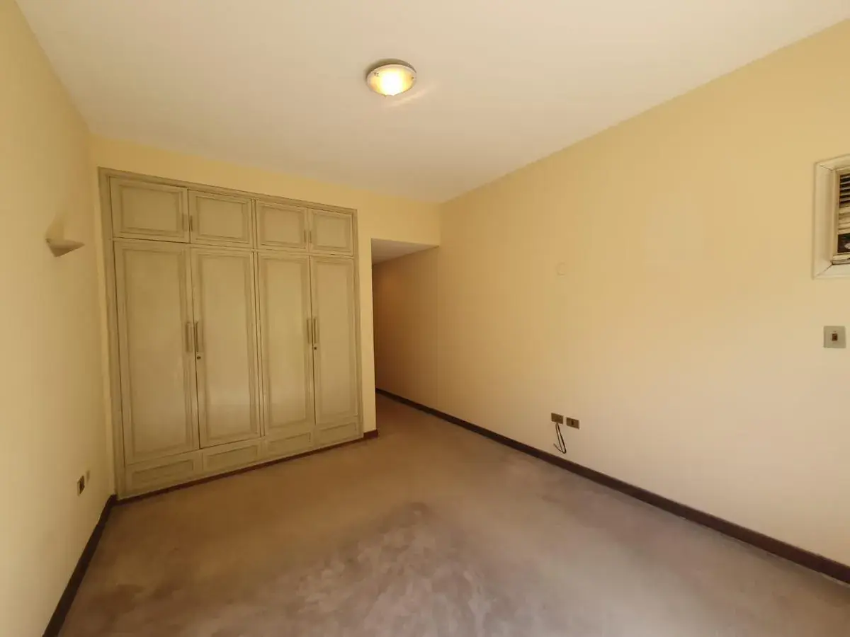 2-Bedroom Apartment for Sale in Carmelitas, Asunción - Image 17