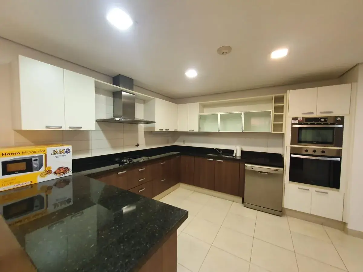 Departamento de 3 dormitorios en Venta en Recoleta, Asunción - Image 7
