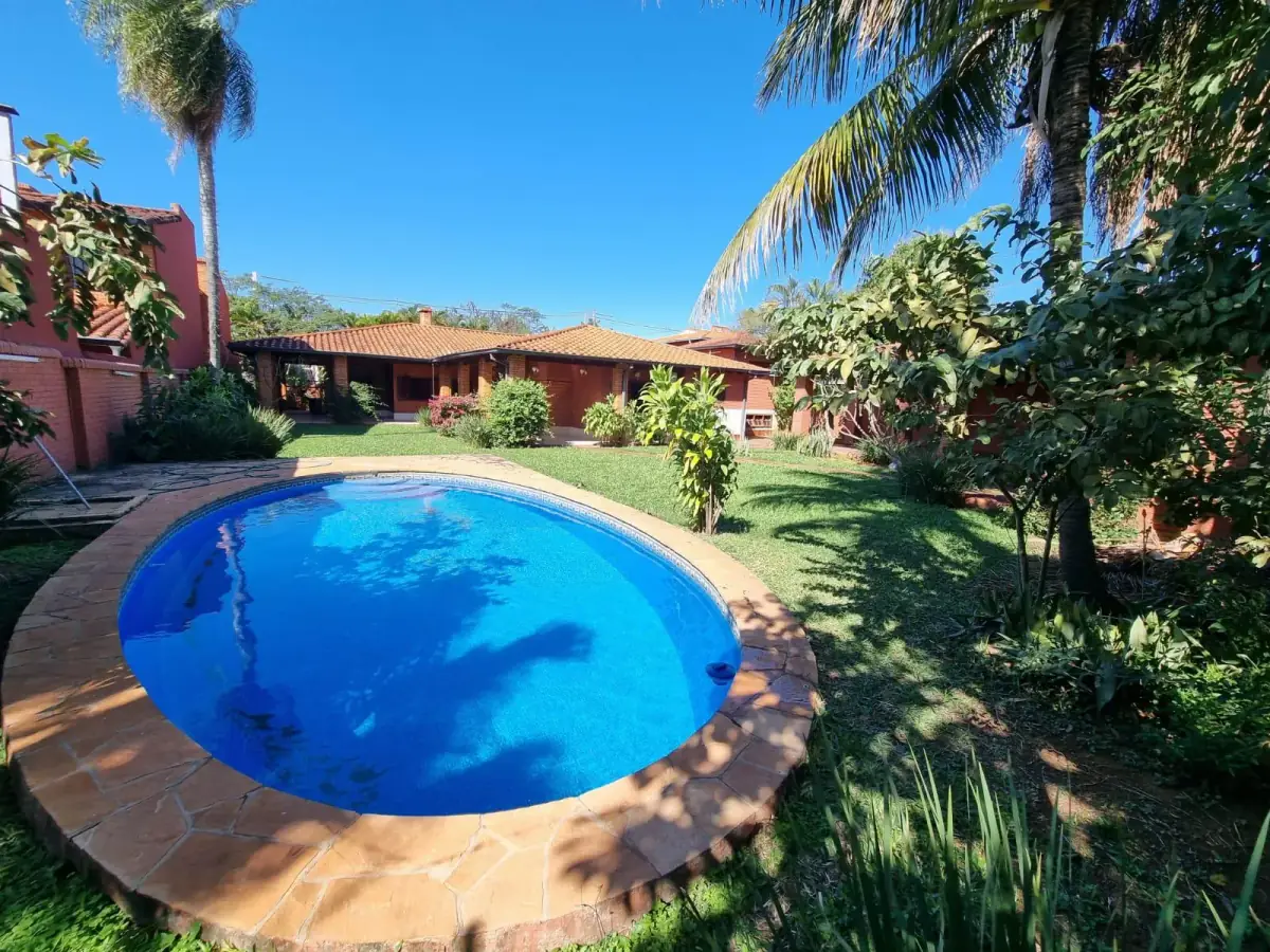 Casa de 3 dormitorios en Venta en Madame Lynch, Asunción - Image 8